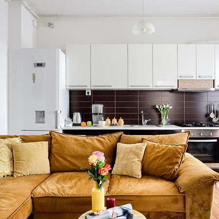 Ari - Ared Luxurious Apartments With Balcony & Free Parking Arad Esterno foto