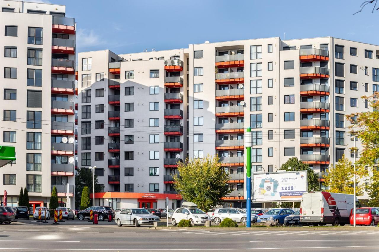 Ari Red Apartment In Complexul Ared Kaufland Arad Esterno foto