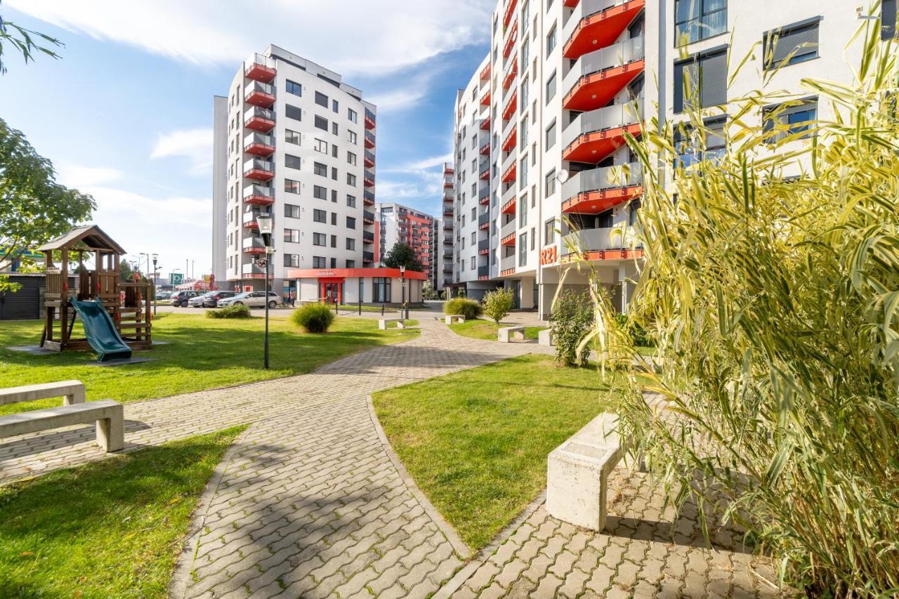 Ari - Ared Luxurious Apartments With Balcony & Free Parking Arad Esterno foto