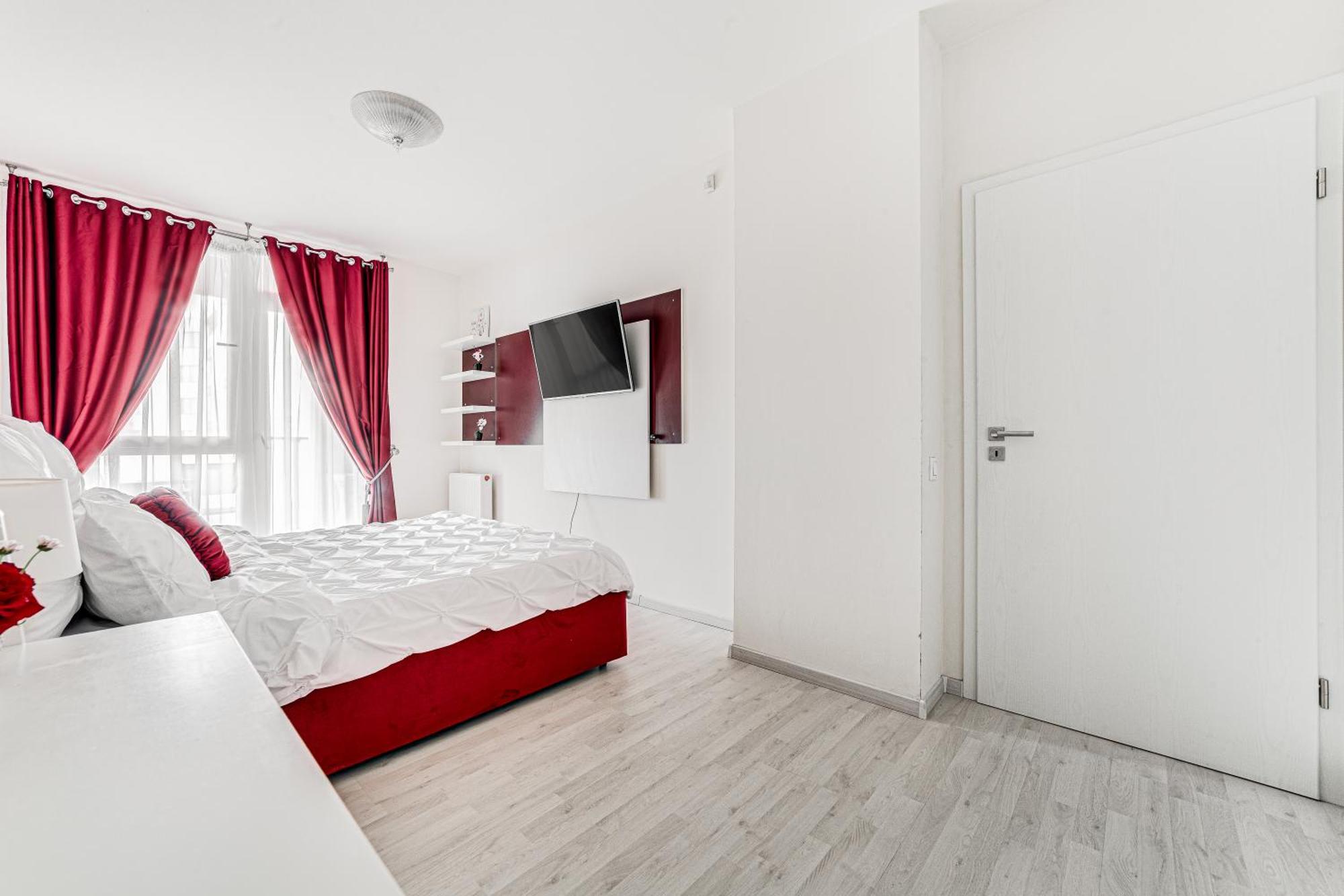 Ari - Ared Luxurious Apartments With Balcony & Free Parking Arad Esterno foto