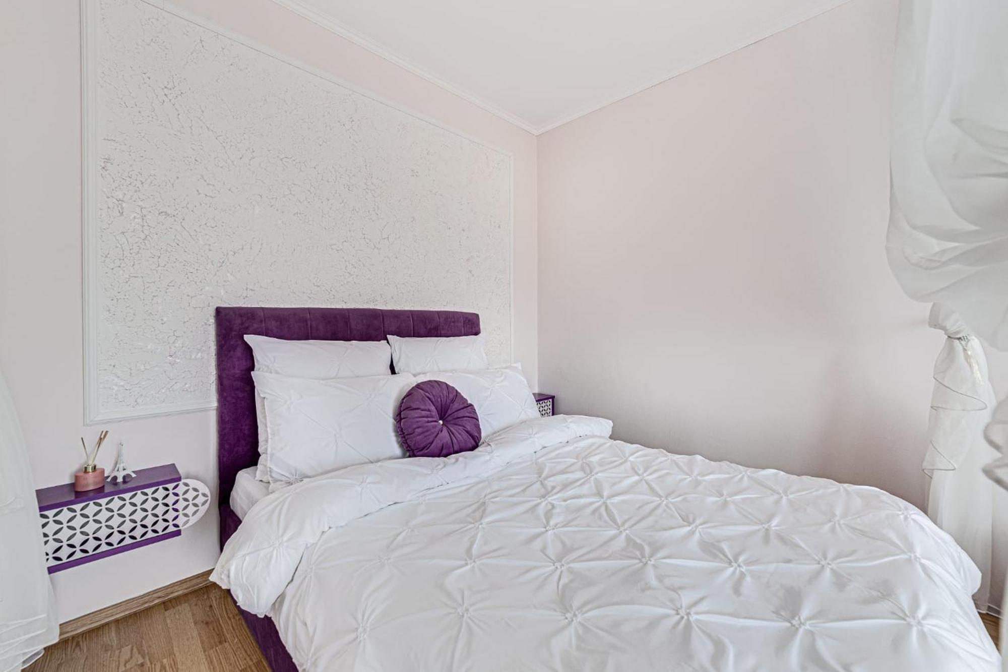 Ari - Ared Luxurious Apartments With Balcony & Free Parking Arad Esterno foto