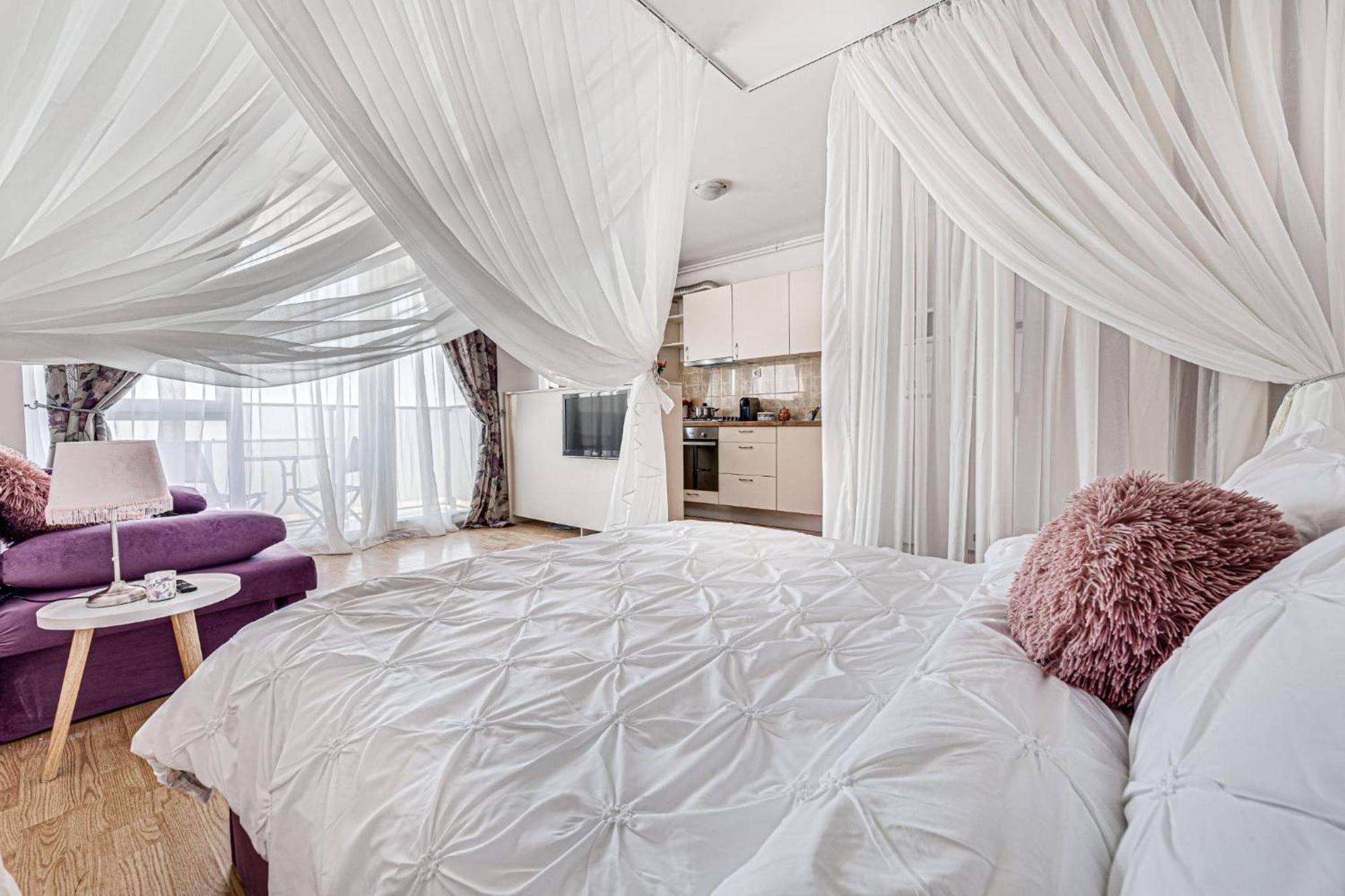 Ari - Ared Luxurious Apartments With Balcony & Free Parking Arad Esterno foto